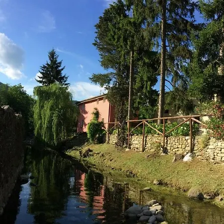 Alojamento de Turismo Rural Terrarossa *